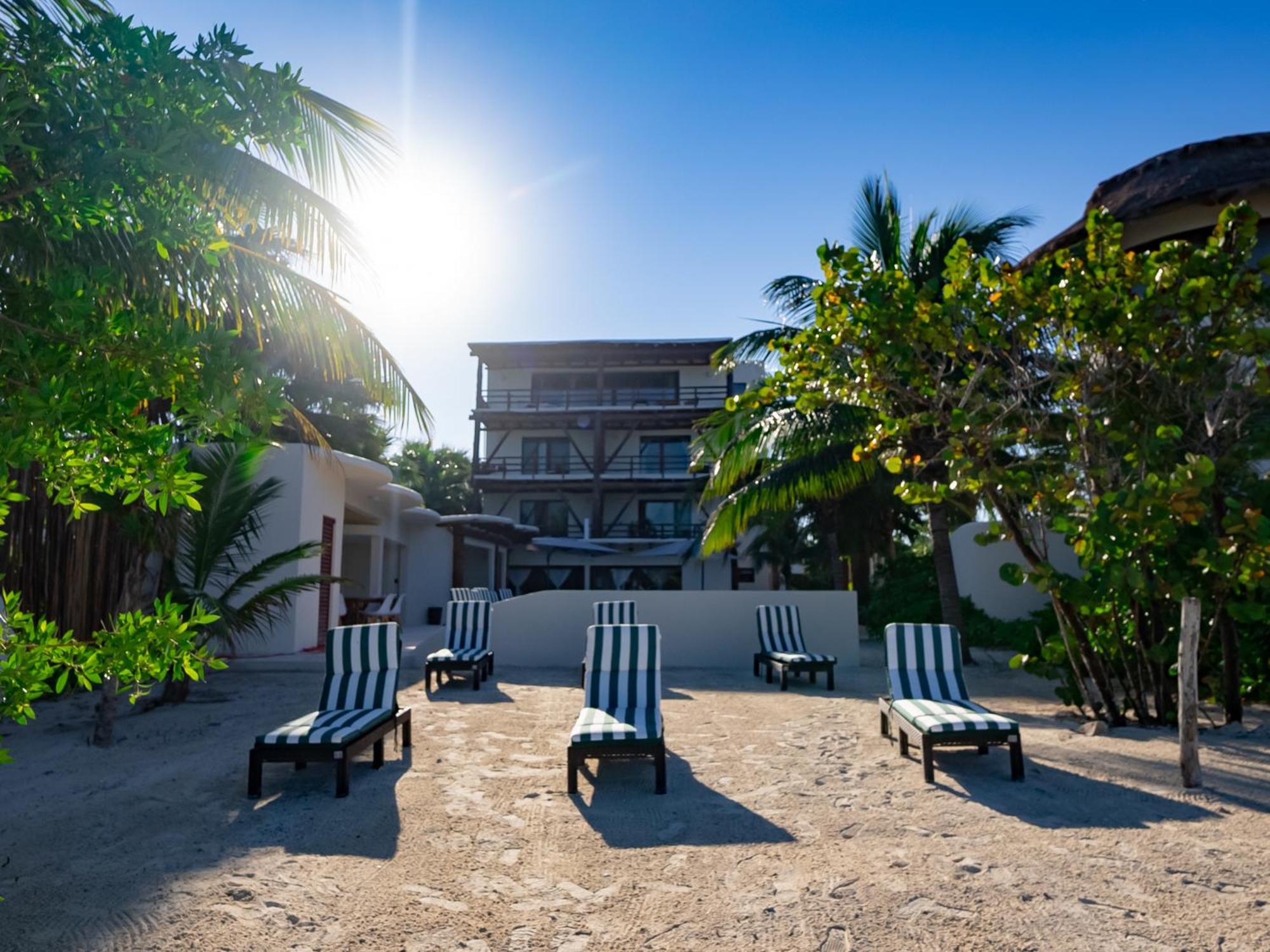 Beach Front Hotel Boutique Dk House Isla Holbox Екстер'єр фото
